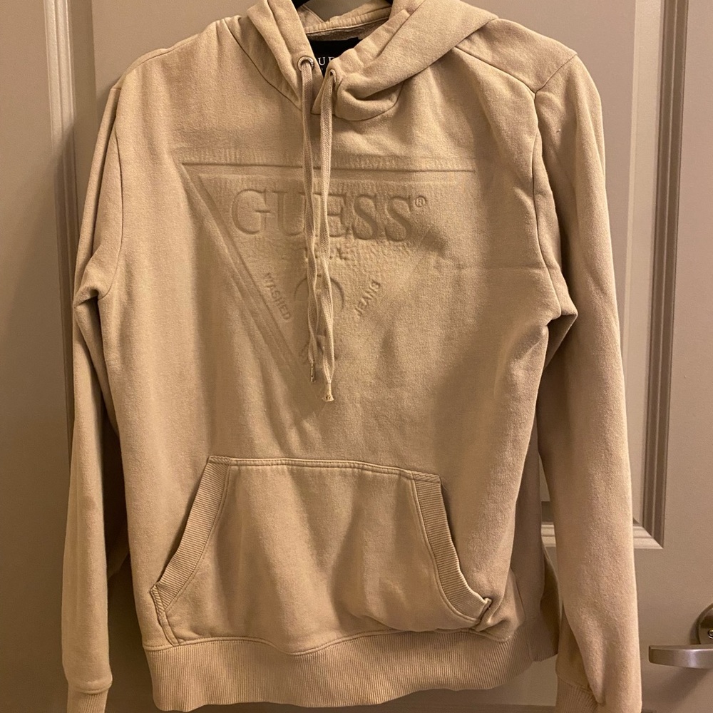 Guess sweatshirt